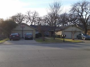 613 Melbourne Rd, Hurst, TX 76053