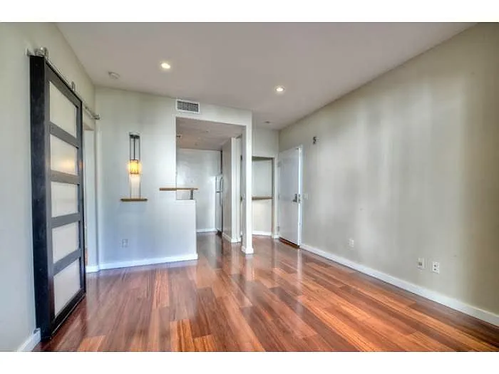 Livingroom - 701 Kettner Blvd #177