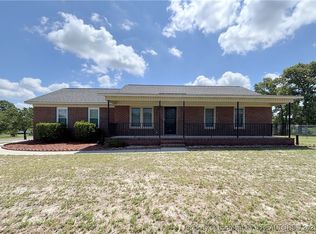 201 Stonewall St, Raeford, NC 28376