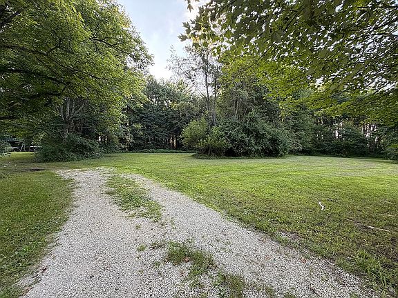 2nd image of 6087 Manila Rd