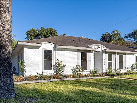 2nd image of 10603 Carlota Ct