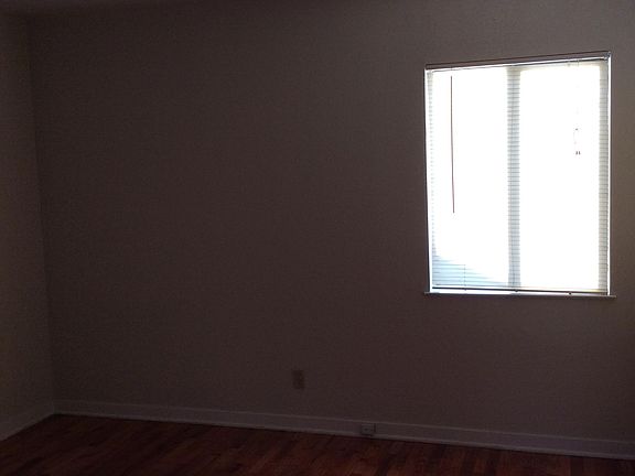 2nd image of 131 N 34th St APT A