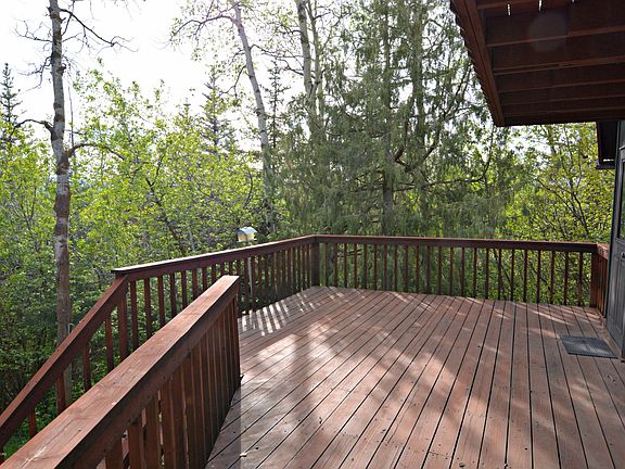 5th image of 21 Chokecherry Dr