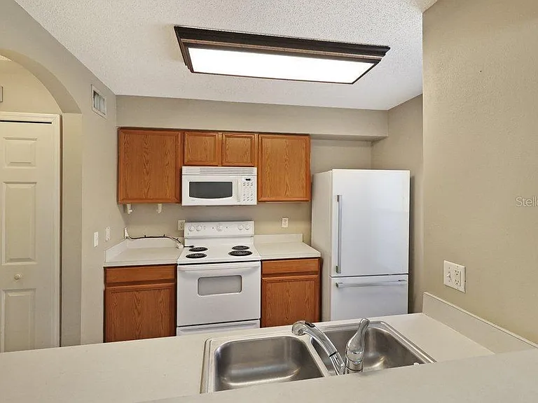 7127 Waterside Dr — Photo 24