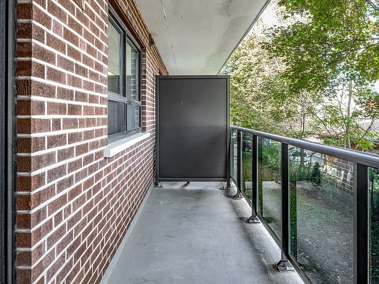 1791 King St E #302 — Photo 10