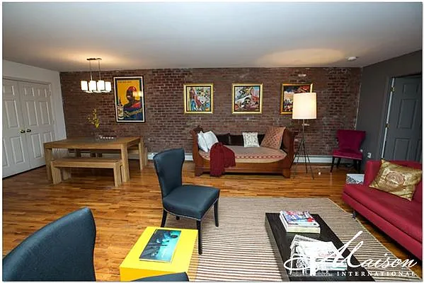 Rented by Maison International | media 1