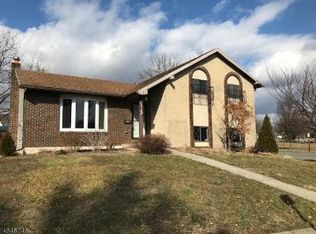 621 Corliss Ave, Phillipsburg, NJ 08865