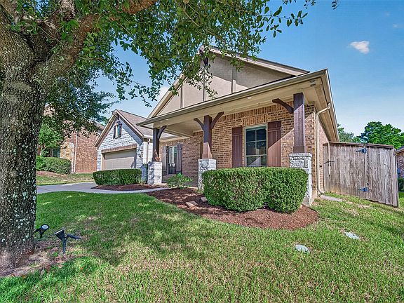 3rd image of 2511 Rosemere Dr
