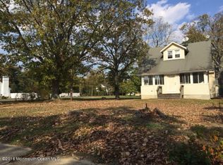 733 Lakehurst Ave, Jackson, NJ