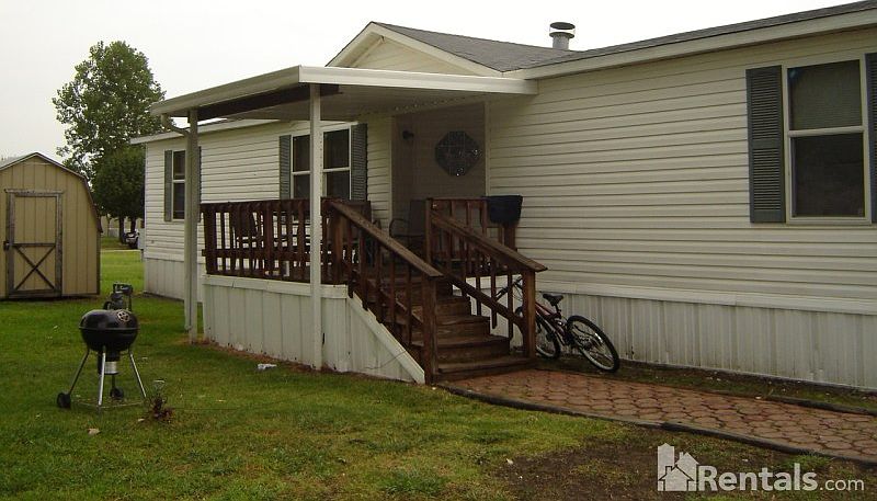 1st image of 325 Bobby Ave