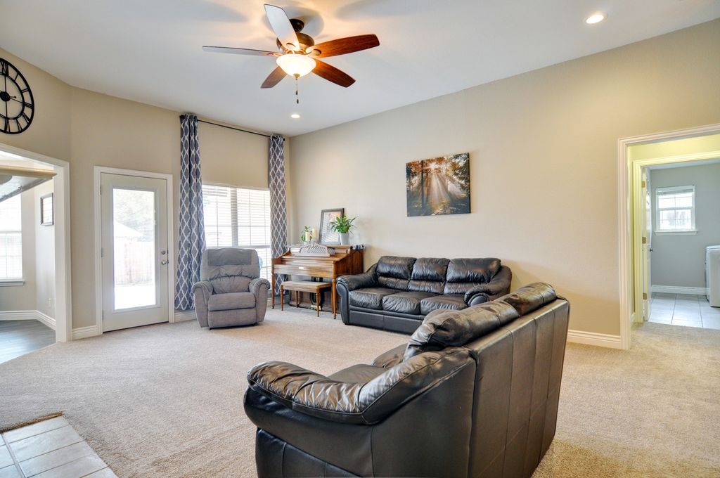 Apartment in Aledo, Parker County - View 5