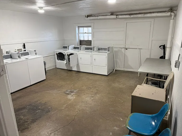 629 S Main St — Photo 14