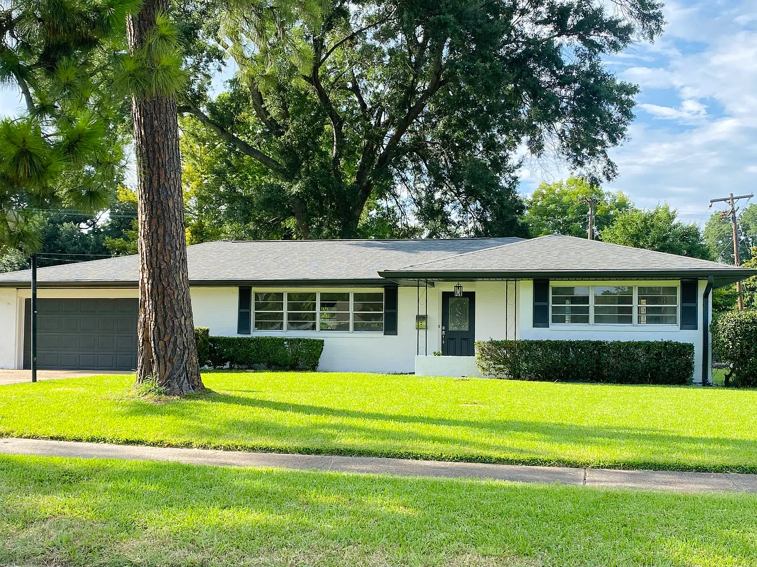 3 bed, 1811 sqft, $2,400 — Photo 4