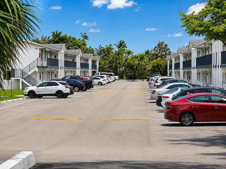 1814 E Oakland Park Blvd #41 — Photo 8
