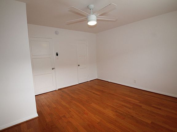 5th image of 348 N Maple Dr APT D