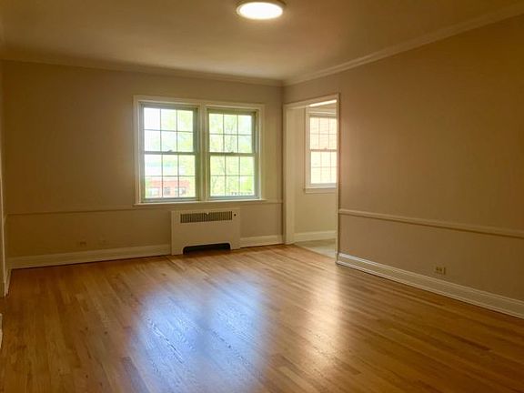 4th image of 61 Davis Ave APT Q