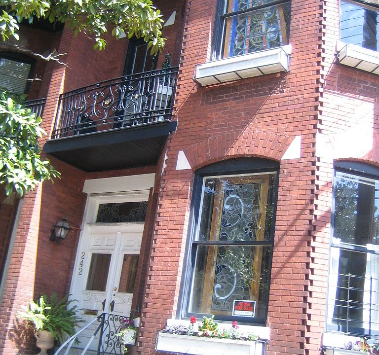 Habersham St rowhouse