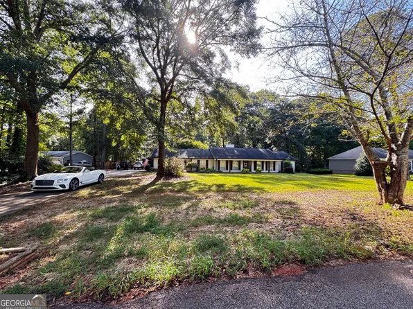 166 Azalea Farms Rd, Social Circle, GA 30025