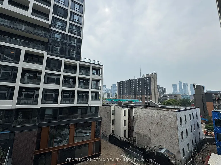 115 Denison Ave #402 — Photo 7