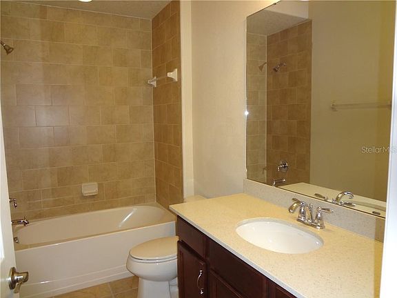 5th image of 4921 Southlawn Ave
