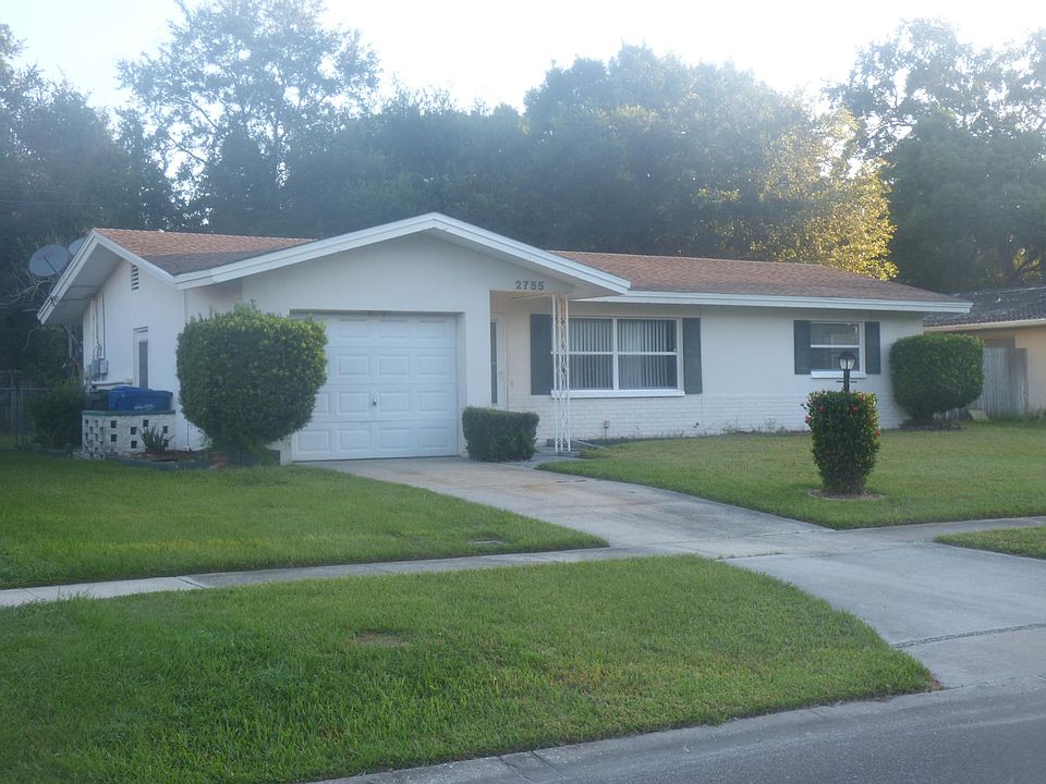 a 2755 Keene Park Dr.