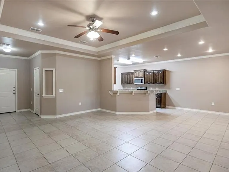 4011 Stonebridge Dr — Photo 17