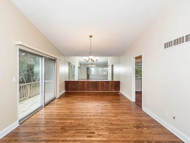 1358 Arroyo Dr — Photo 37