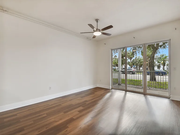 1501 Doyle Carlton Dr #109 — Photo 19