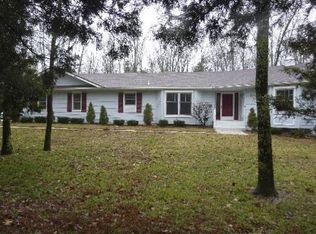 7 Country Life Ln, Defiance, MO 63341