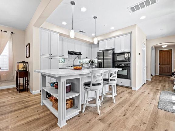 3rd image of 16920 Silver Pine Rd