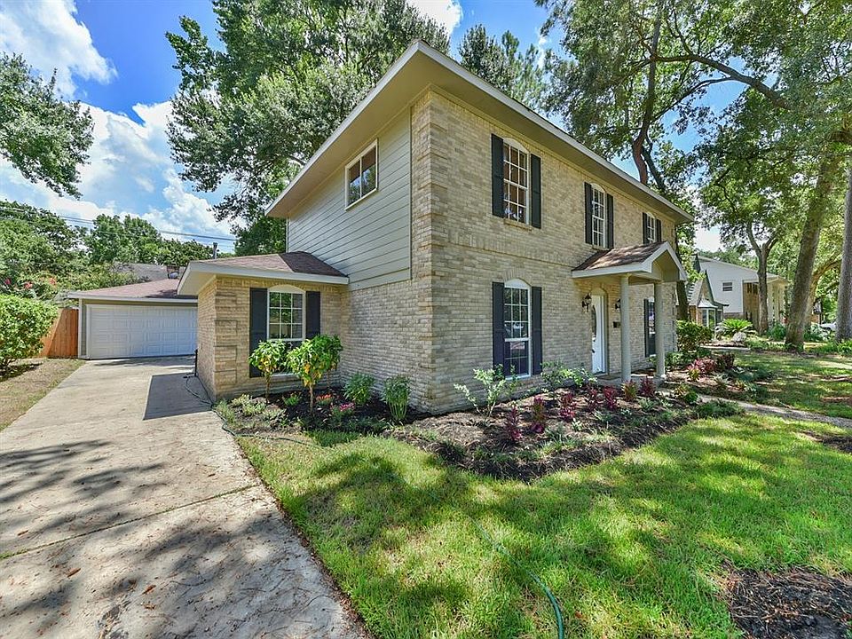1st image of 426 Winter Oaks Dr