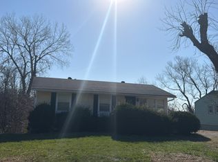 4015 Lawn Ave, Kansas City, MO 64130