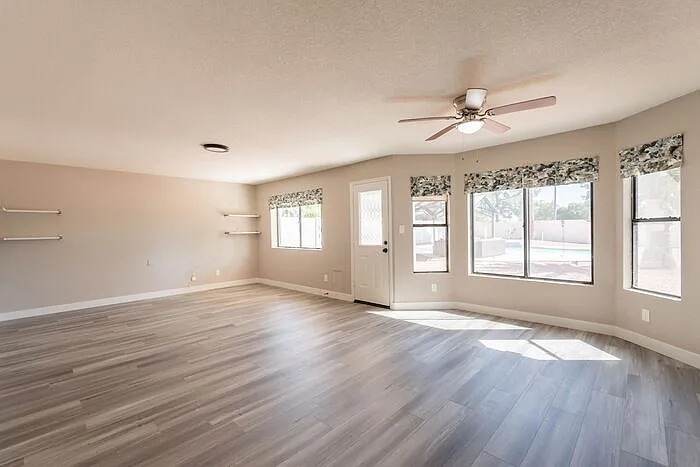 5416 E Glencove St — Photo 14