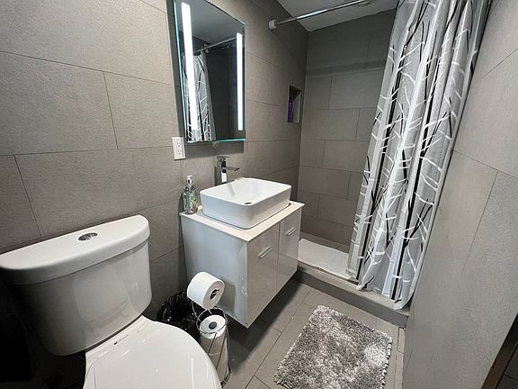 5th image of 806 Broadway #0