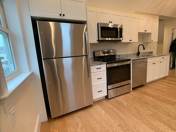 4th image of 89 Wallingford Rd #9