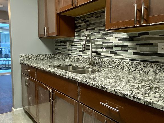 4th image of 3239 S 50th Ct APT 302