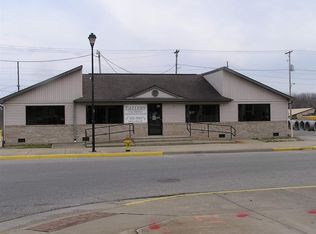 100 S Main St, Clinton, IN 47842