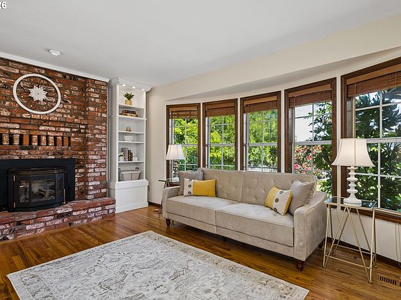 5th image of 508 Cascade Dr