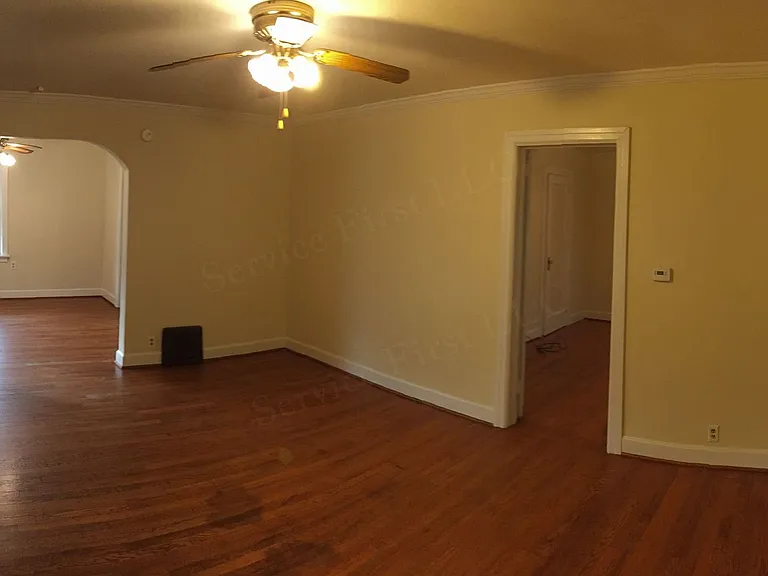 1051 S New Ave — Photo 6