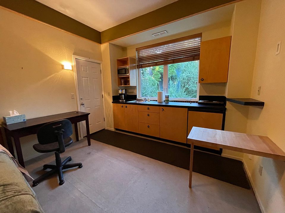 View excluding bed
