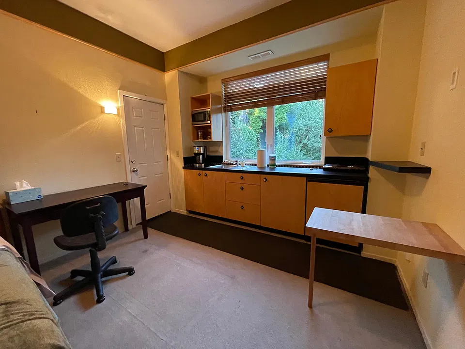 View excluding bed