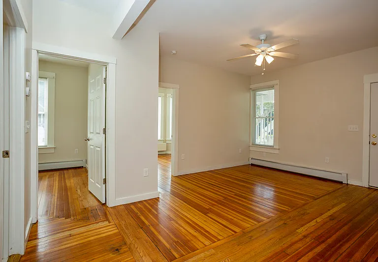 73 Maple Ave — Photo 2