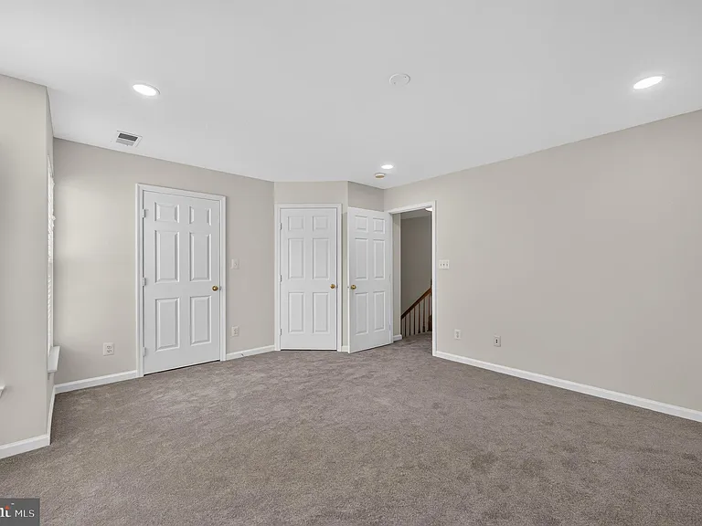 15044 Gaffney Cir — Photo 21