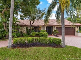 5690 S Pine Island Rd, Davie, FL 33328