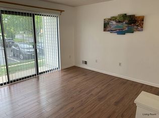 4 Voscek Ct, Lawrence Township, NJ 08648