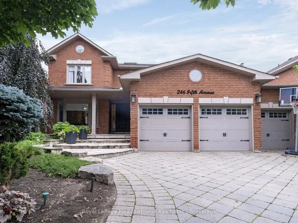 246 5th Ave, Vaughan, ON L4L 7A3