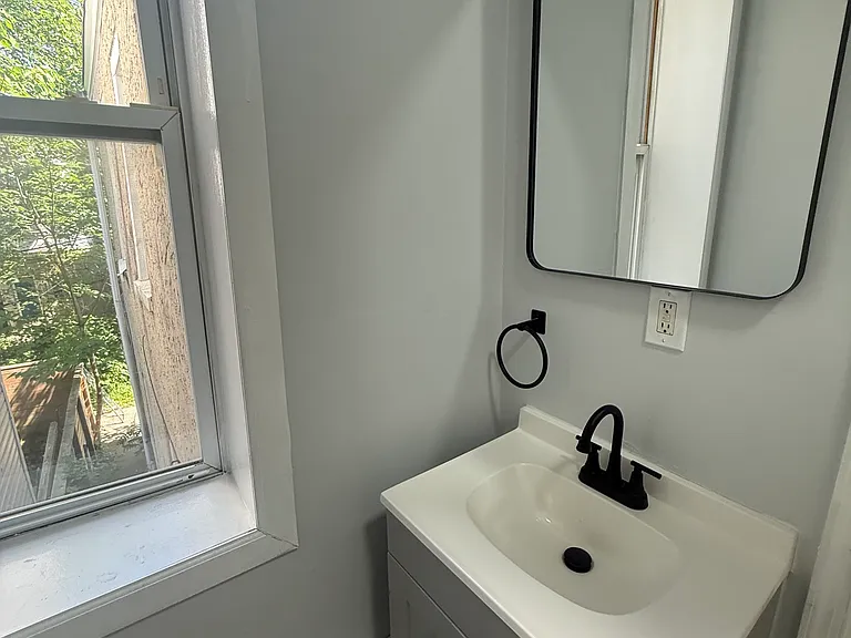 4111 Cambridge St #2 — Photo 8