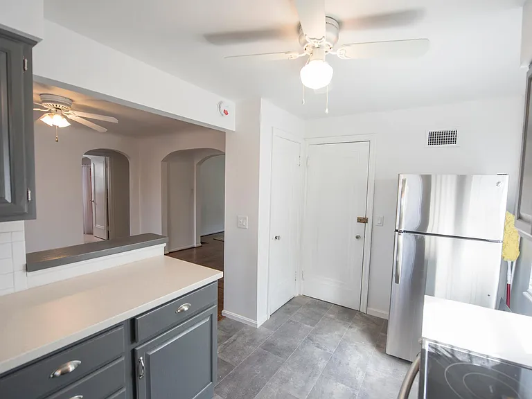 2548 Losantiville Ave #1 — Photo 15