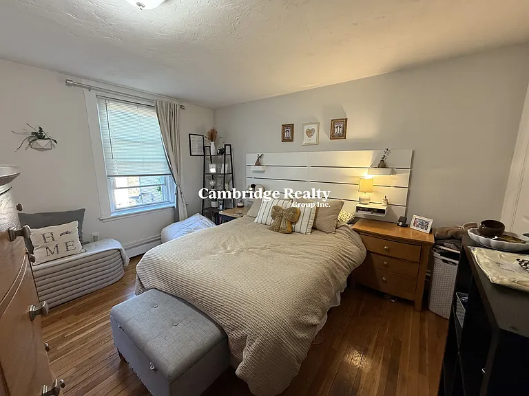 41 Crescent St #2 — Photo 6