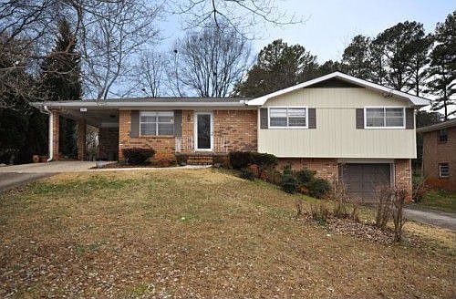 2nd image of 2980 Sandy Ln SE
